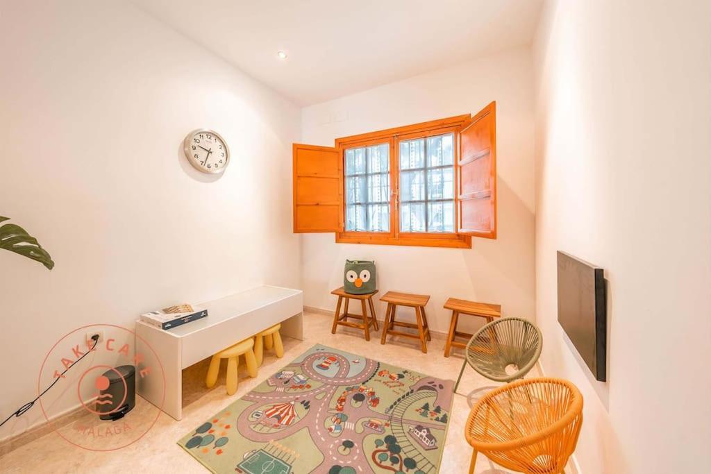 Spacious Home With Lovely Garden - Tcm Rincón de la Victoria Eksteriør bilde